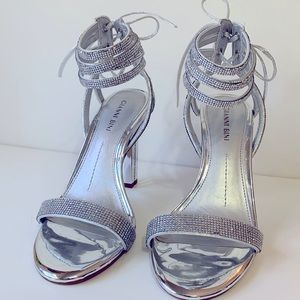 Gianni Bini sz 7 shoes Rhinestone ankle strap open toe silver 4 inch heel
